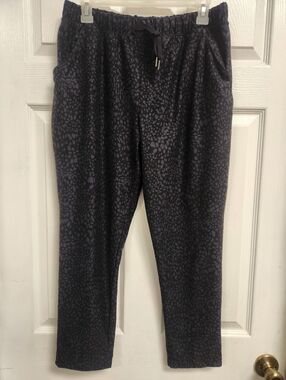 Scorpio Sol Black & Gray Printed Jogger Pants